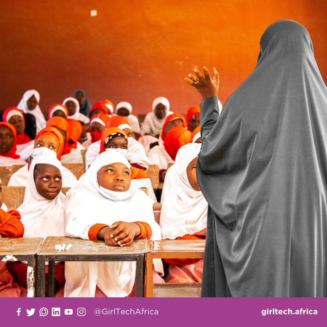 Maryam Haliru teaching digital skills to secondary school students in Zaria. Photo Credit Mediahooch Spaces GirlTech Africa.