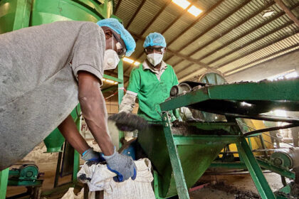 WS 8z KaDiscarded tyres being processed at the Freee Recycle factory. 2 April 2024. Ibadan, Nigeria. Photo credit: Bird story agency