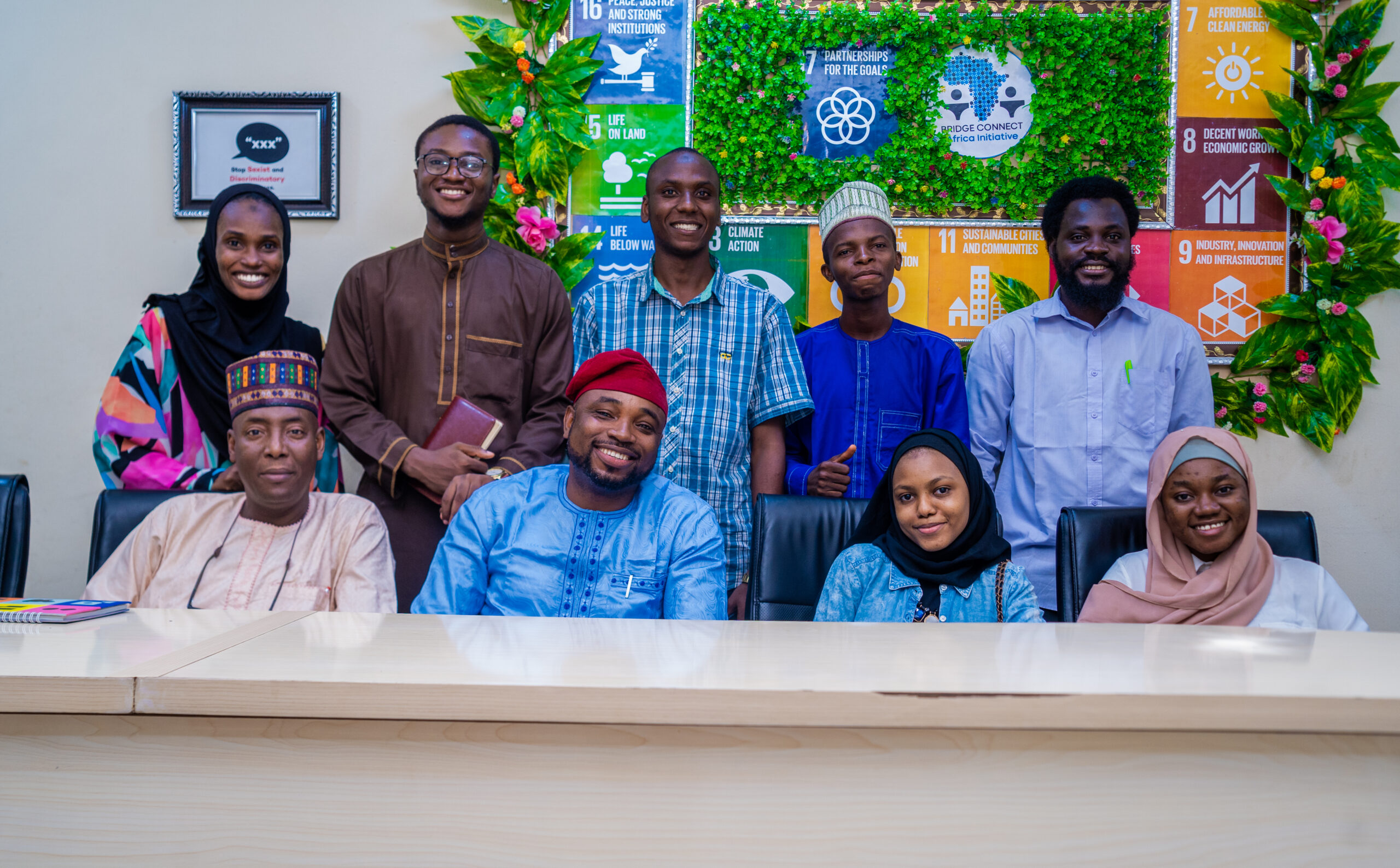 Participants and facilitators from the English session of the workshop. Photo credit: PWI.