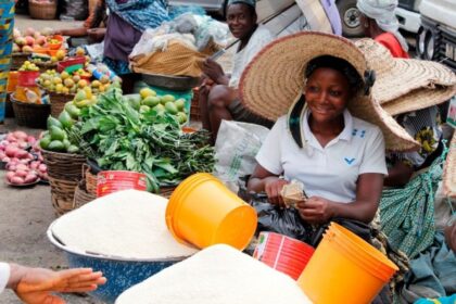 market woman nigeria 897x598