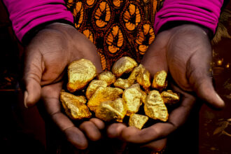 Moving Gold Moving Economies The Rise of Migrant Women in Zimbabwe s Mining Sector copy