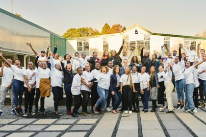 This image illustrates the bVisioneers fellowship by Mercedes-Benz