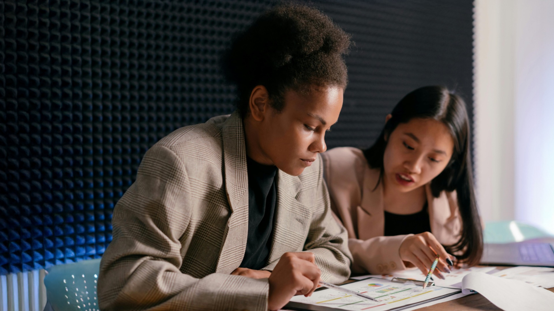 Allianz x Social Shifters MoveNow Global Social Innovation Challenge