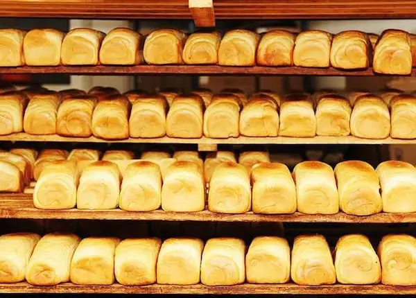 What does that "bromate-free" tag on your bread mean?