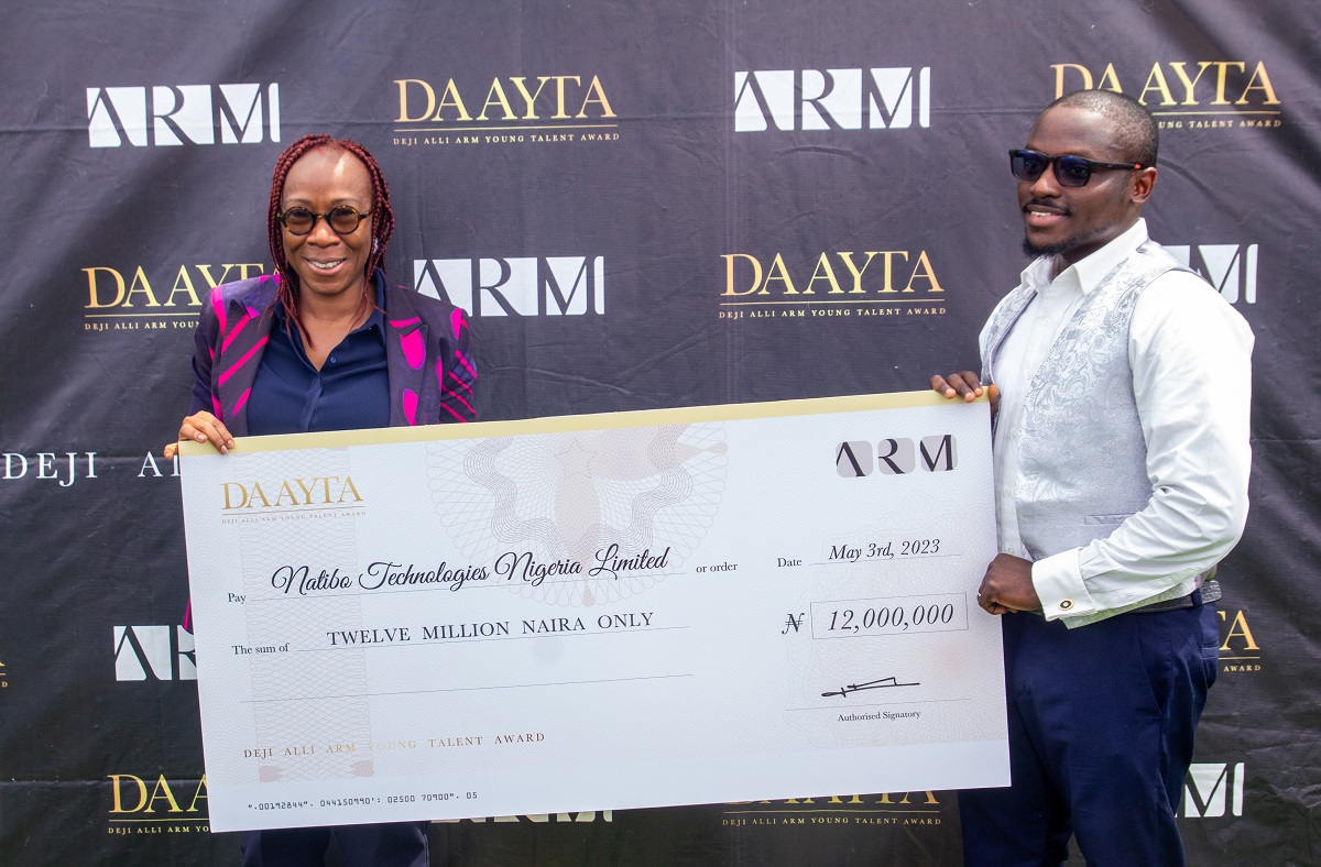 Prize presentation of N12m to the winner of DAAYTA 2023 Final Pitch. Photograph courtesy: ARM