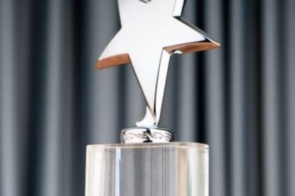 9nozUZfPLJYMz50kMd79eI6xV