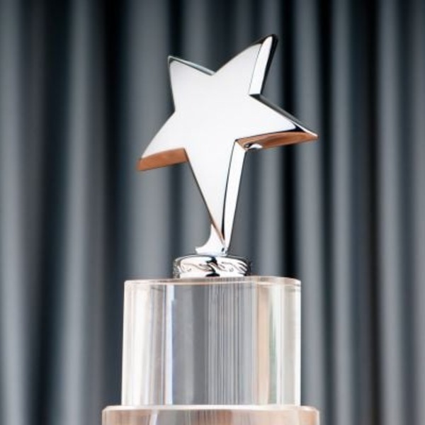 9nozUZfPLJYMz50kMd79eI6xV