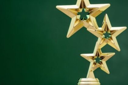 YBuxl2yzCVdaythAqSXYScXWd