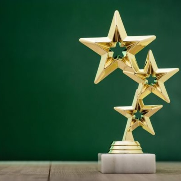 YBuxl2yzCVdaythAqSXYScXWd